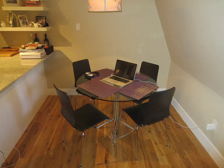 271 McLeod St #3A — Photo 6