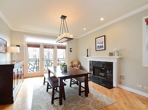 3rd image of 2212 W Huron St #1W