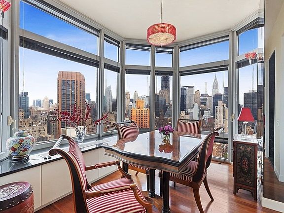 3rd image of 200 E 32nd St Penthouse D