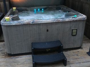 2851 Bluebush Rd, Monroe, MI 48162