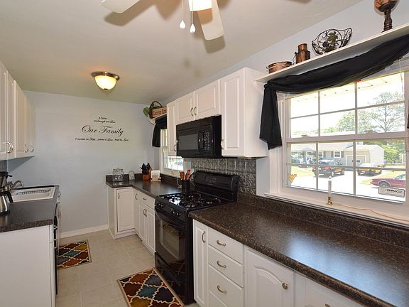 5th image of 1248 River Oaks Dr