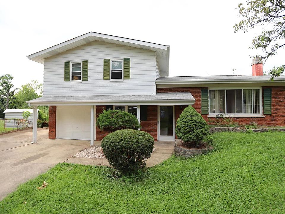 1st image of 3201 Southern Aire Pl