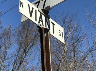177 N Viant St, Lowell, IN 46356