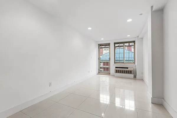 Rented by Corcoran | media 7