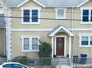 136 Gladstone St #2, Boston, MA 02128