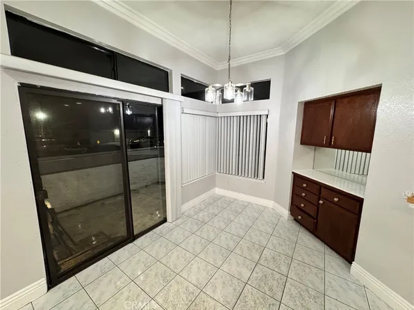 43 Brownfield Ln, Pomona, CA 91766