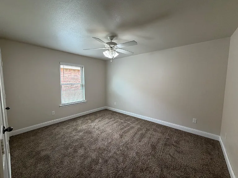 3608 Ridgely Ave — Photo 12