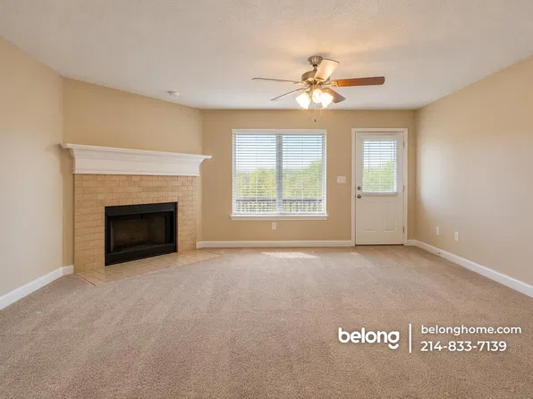728 Flamingo Dr, Saginaw, TX 76131
