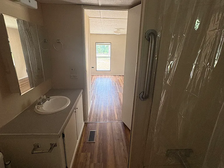 382 NW Lamar Pl — Photo 10