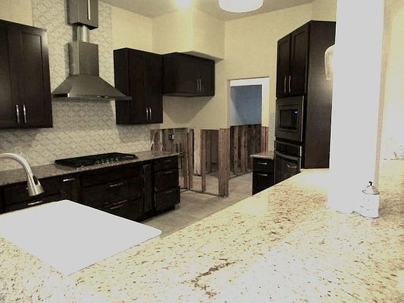 4th image of 13711 Anderson Woods Dr
