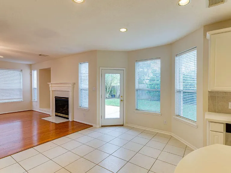4019 Angel Springs Dr — Photo 14