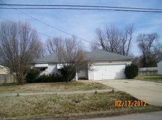 812 N Fulbright Ave, Springfield, MO 65802