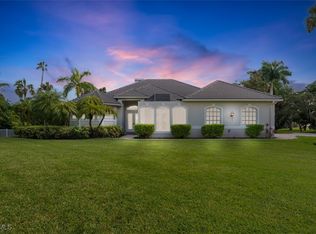 12800 Treeline Ct, North Fort Myers, FL 33903