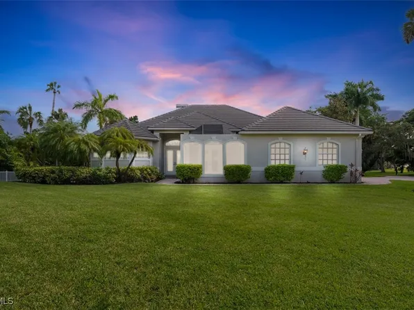 12800 Treeline Ct, North Fort Myers, FL 33903