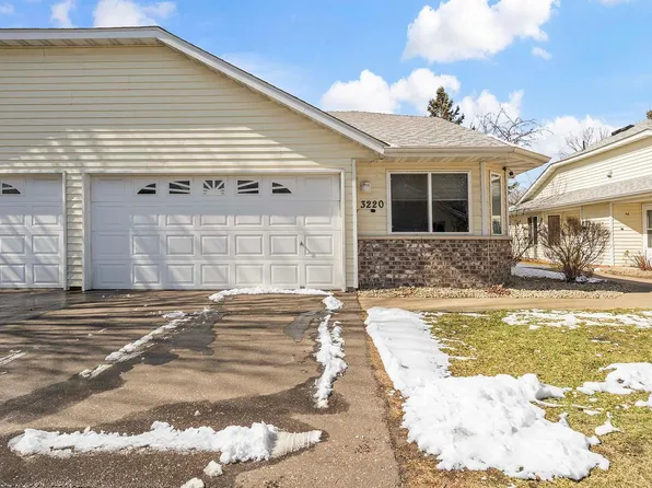 3220 Edgerton St, Vadnais Heights, MN 55127