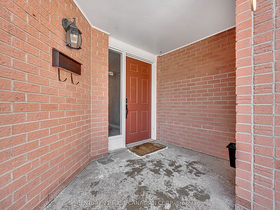 5th image of 703 Windermere Rd #3