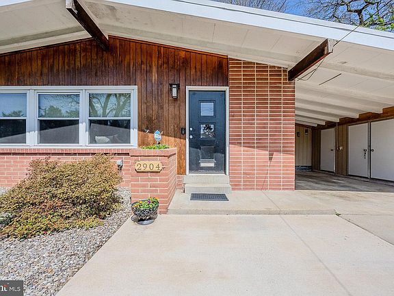 5th image of 2904 Farmington Dr