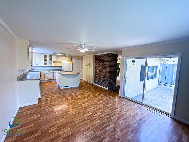 5331 Rimwood Dr — Photo 10