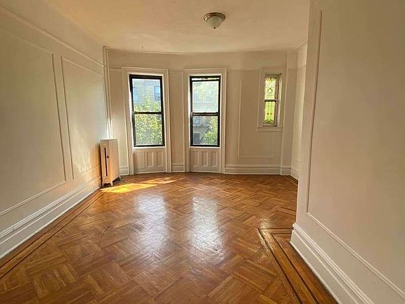 2nd image of 429 Sterling Pl APT 3R
