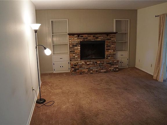 2nd image of 8017 Tierra Verde Dr