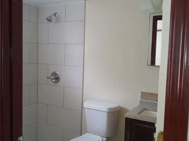 2708 Adela Ave — Photo 4