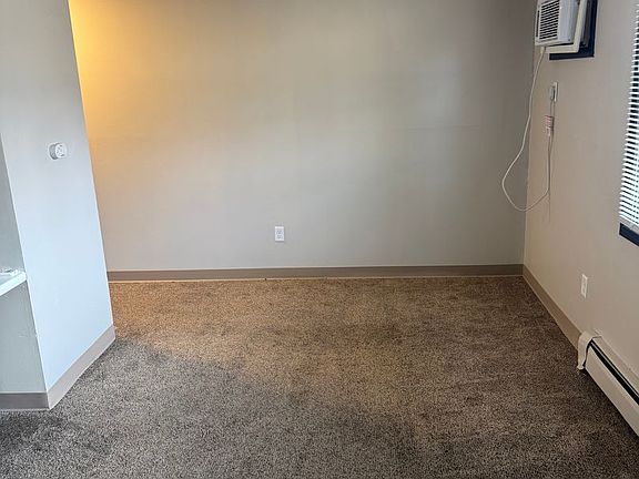 4th image of 4221 SE 13th St APT 20