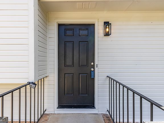 5th image of 2250 Ridge Forest Dr