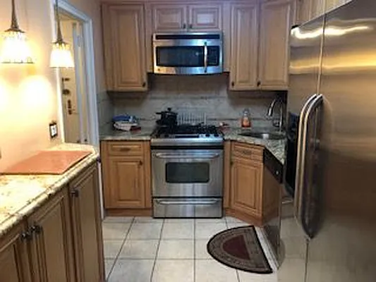 Sold by Benjamin Realty Since 1980 | media 20