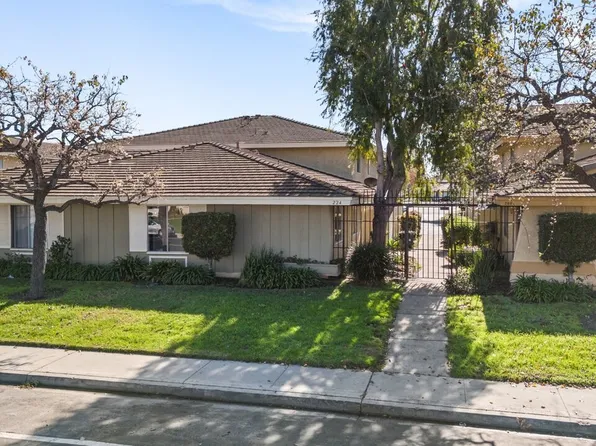 224 W Hemlock St, Port Hueneme, CA 93041
