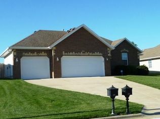 3032 W Grandview St, Springfield, MO 65803