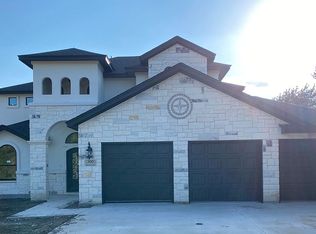 300 Bluestem Cv, Georgetown, TX 78633