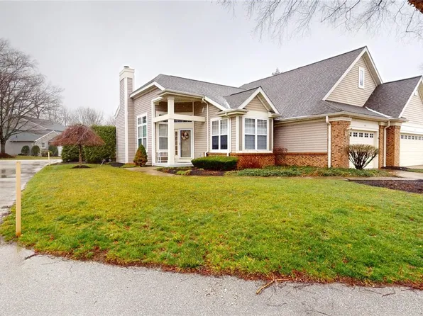 148 Stonegate Dr, Erie, PA 16505