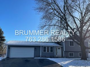 6607 Kilmer Way N, Maple Grove, MN 55369
