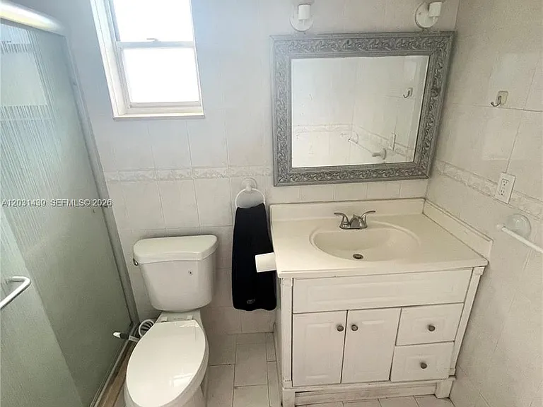 2581 Garden Dr N #203 — Photo 3