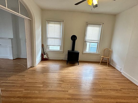2nd image of 114 Hudson Ave Floor 2