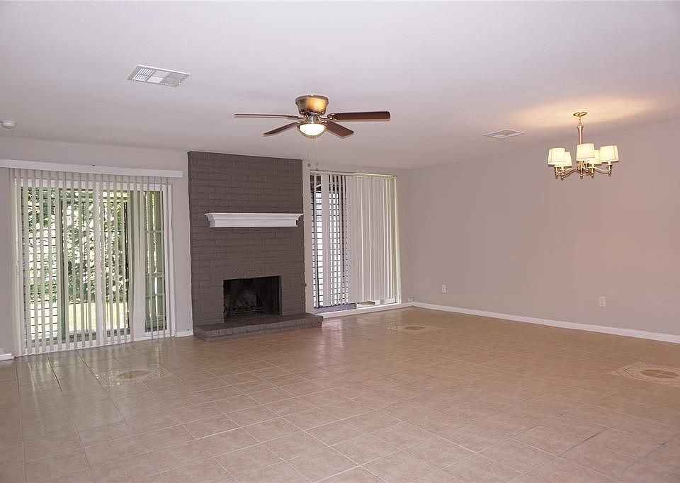 8414 Beechnut St Houston, TX Zillow Apartments for Rent in Houston