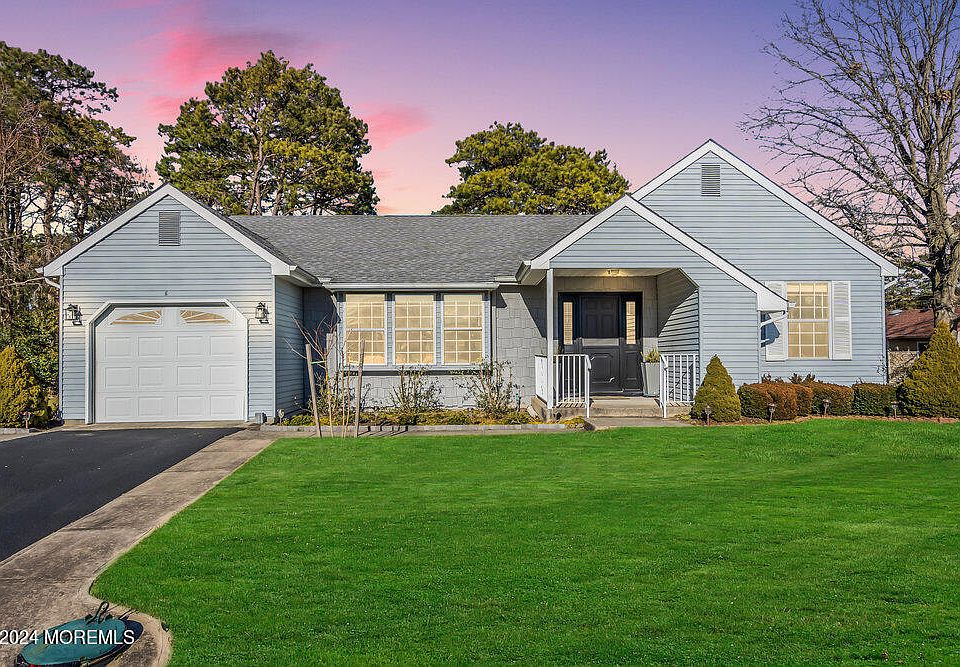 1st image of 6 Foxboro Court #65