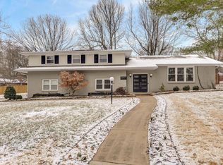 2443 E Greenwood St, Springfield, MO 65804