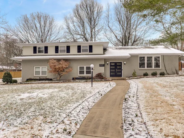 2443 E Greenwood Street, Springfield, MO 65804