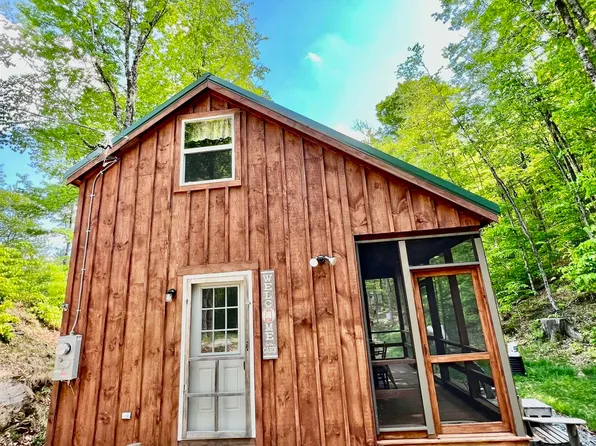 220 Tucker Road, Grafton, NH 03240