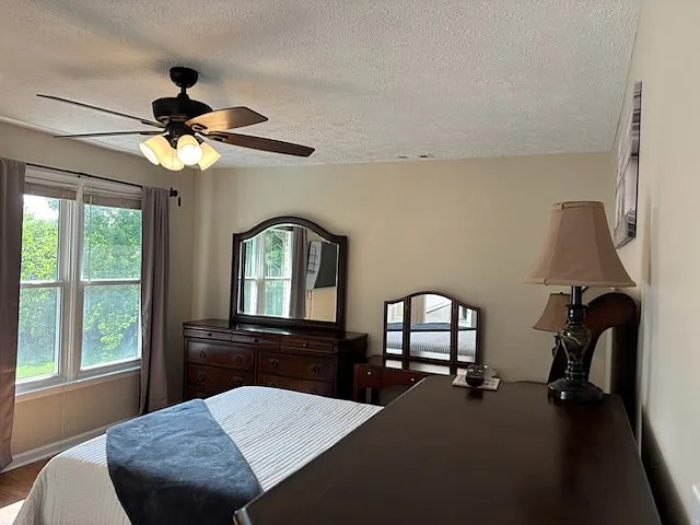 468 Derby Ln — Photo 11