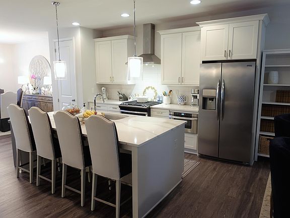 Gourmet Kitchen with Oversized Island