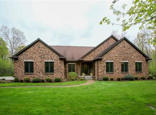 18 Timberline Dr, Elma, NY 14059