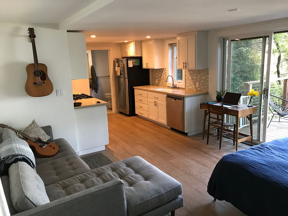 1st image of 435 Sausalito Blvd