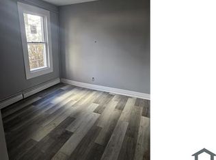 164 Curtis St #1R, New Britain, CT 06053