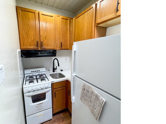 4th image of 530 3rd St APT F