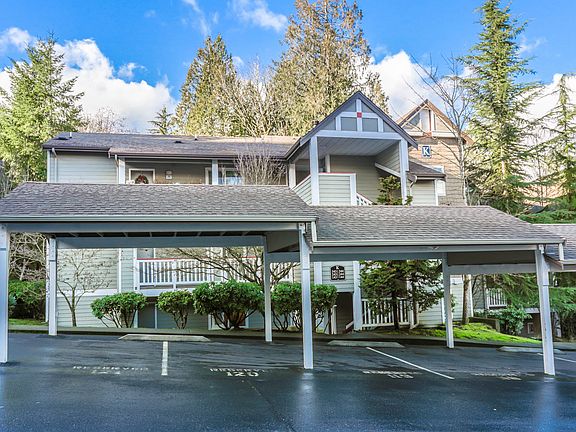 3rd image of 18501 SE Newport Way Unit K143