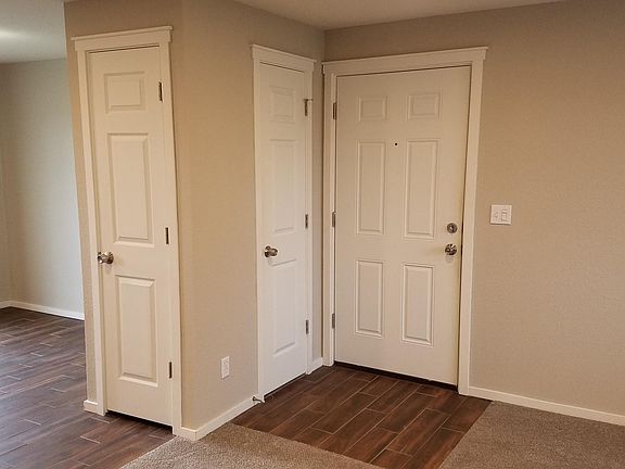 6 panel doors throughout