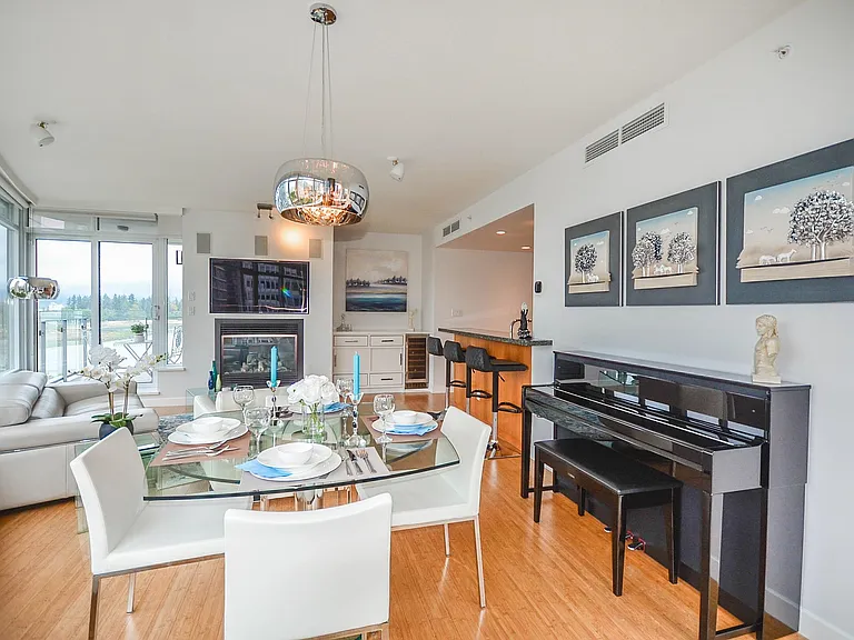 1233 Cordova St W #804 — Photo 3