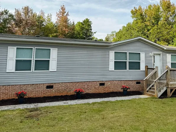 22 Mountain View Dr, Lavonia, GA 30553